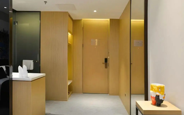 Campanile Hotel (Shenzhen Longcheng Plaza Metro Station)