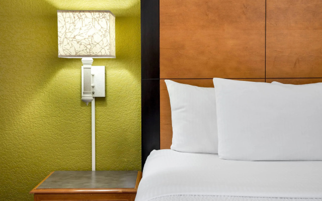 La Quinta by Wyndham Haywood Mall-Near Greenville Downtown