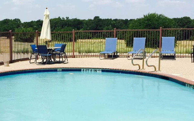 Atria Hotel and RV McGregor