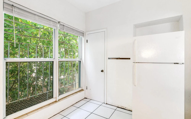 2 Bedroom/2 Bathroom Townhouse with Hottub
