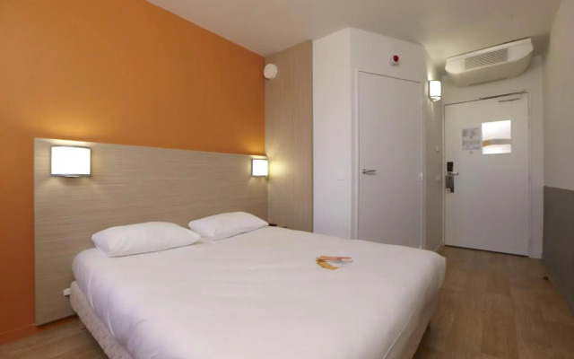 Hôtel Première Classe Caen Nord - Mémorial