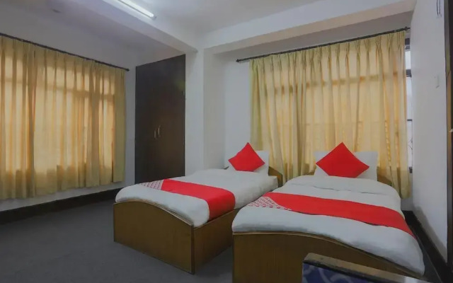Oyo 733 Hotel Roto