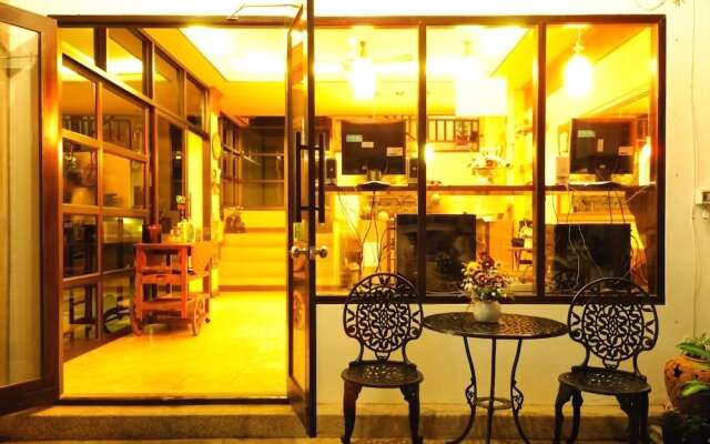 Samui Hostel