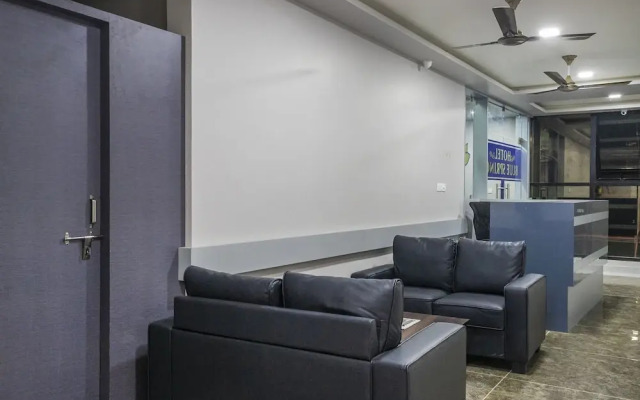 Capital O 30599 Hotel Blue Spring