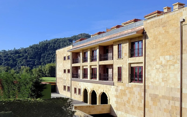 Apartamentos Spa Villa Pasiega