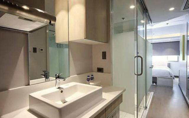 The Mini Suites - Eton Tower Makati