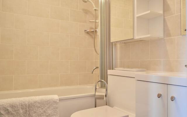 4 Bedroom Penthouse in Stockbridge