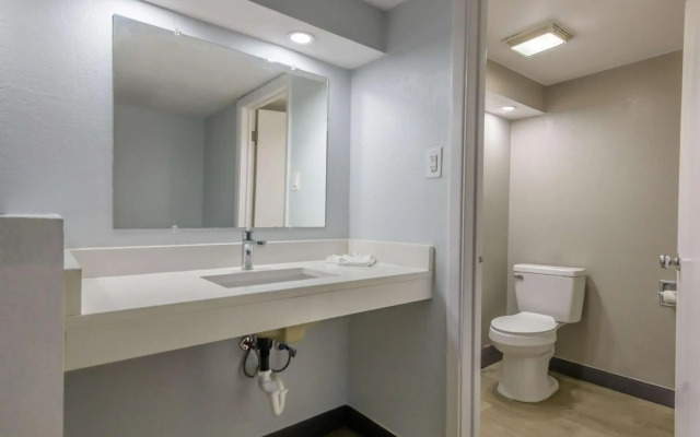 Motel 6 Ocala, FL - Conference Center