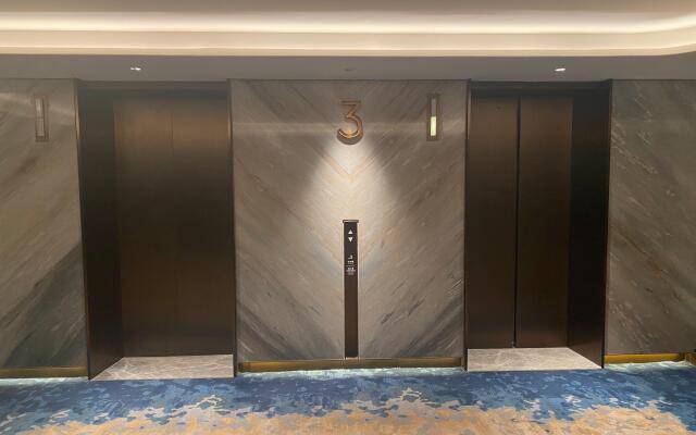 voco Wuhan Xinhua by IHG