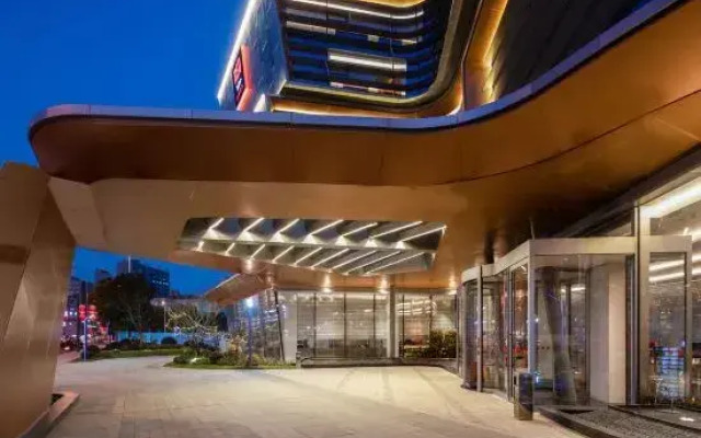 Radisson Red Wuxi Nanchang Street Ancient Canal