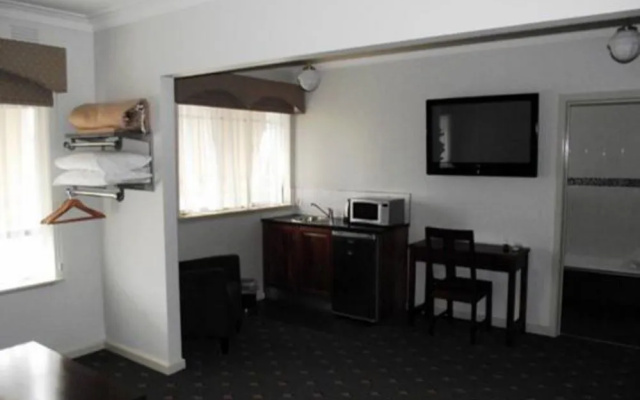 503 On Princes Drive – Guest Rooms – Morwell