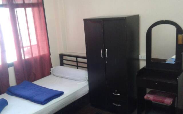 Yaya Guesthouse - Hostel