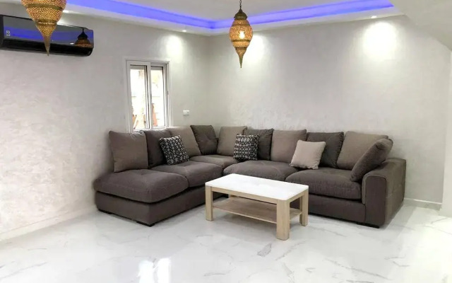 Riad 3 Bedroom Residential With Pool Next Medina