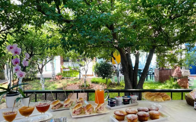 Alemar Bed  Breakfast