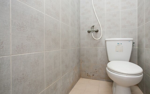 Reddoorz near Kejaksaan Negeri Surabaya