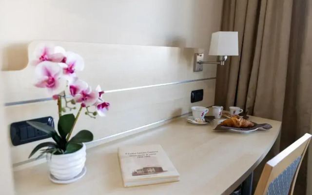 Hotel Giallo