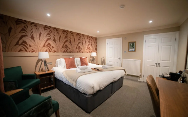 Harper's Steakhouse with Rooms, Southampton Swanwick Marina