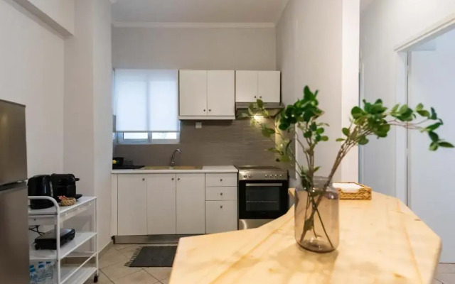 Avra Apartment