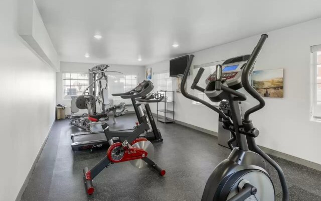 Comfort Inn & Suites Louisville Airport Fair & Expo