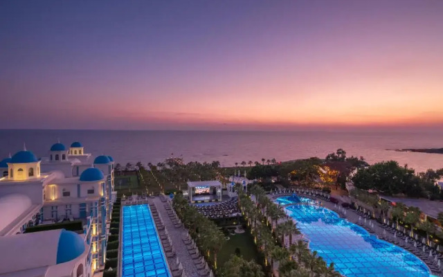 Rubi Platinum Spa Resort & Suites - All Inclusive