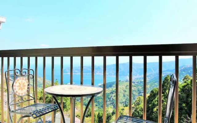 Atami Holiday Home