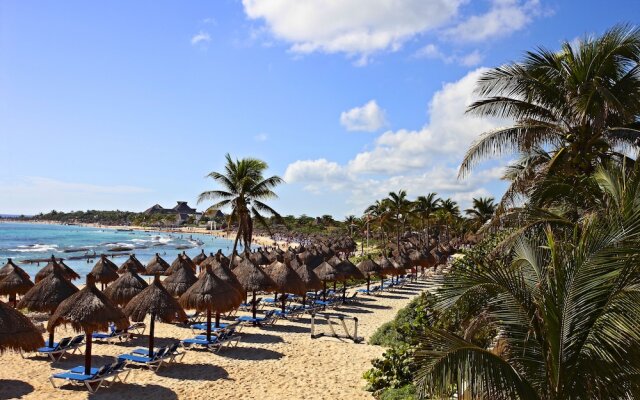 Bahia Principe Vacation Rentals - Four-Bedroom House
