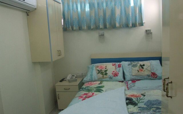 Armis Hostel