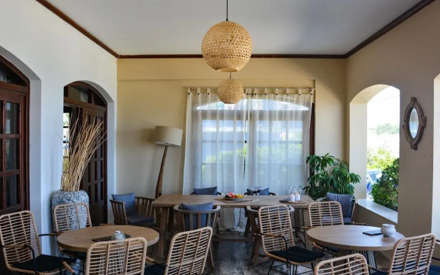 Sunrise Hotel