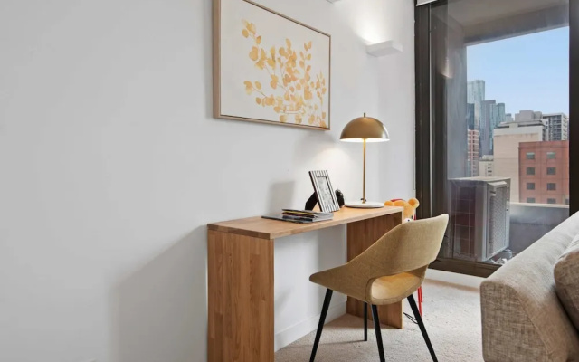 Modern 1-bed City Apartment With Pool and Gym – Guest Rooms – Melbourne