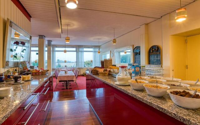 FF&E Hotel Dania