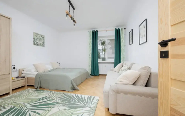 Apartment Near the Old Town by Renters