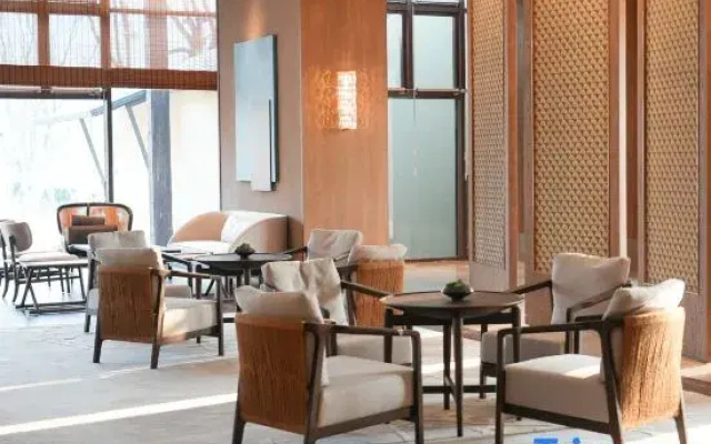 Yixing Yaohu Hotel