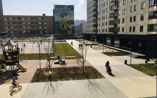 Sunny Days on the 2nd Grayvoronovsky passage
