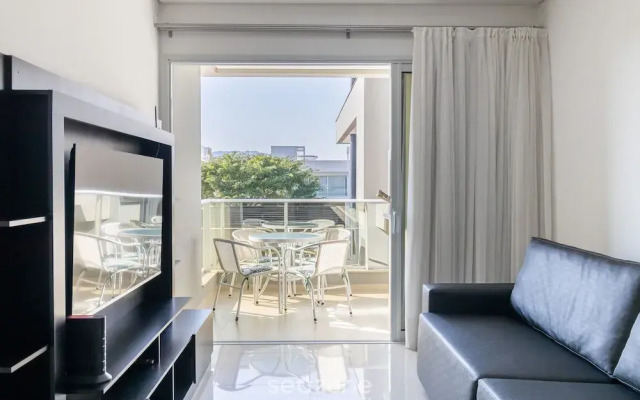 Apt w/ BBQ 1km From Jurere Beach - Les106