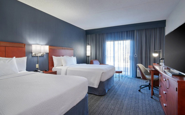 Courtyard by Marriott Chicago Highland Park/Northbrook