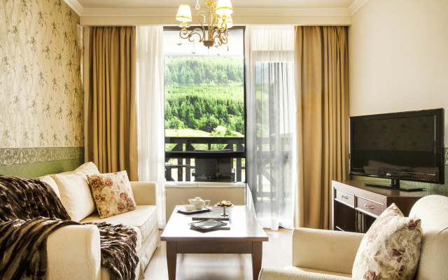 Premier Luxury Mountain Resort