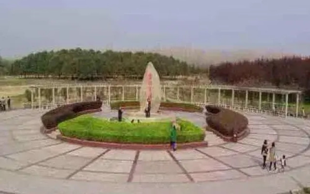 Yijia Business Inn