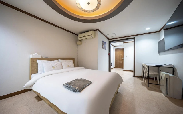 Pohang Yeongildae HOTEL LILY