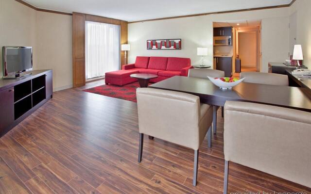 Hôtel Chateauneuf Gatineau—Ottawa