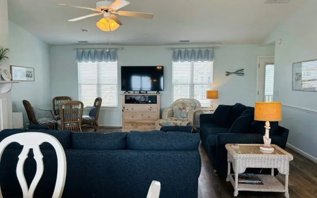 Seascape - 3 Br Home