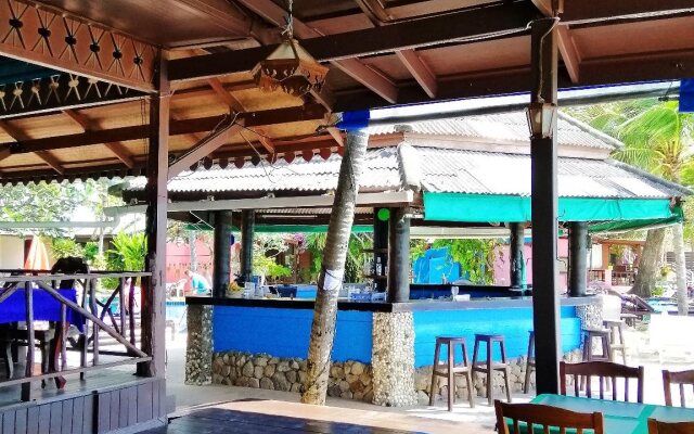 Sand Sea Beach Resort