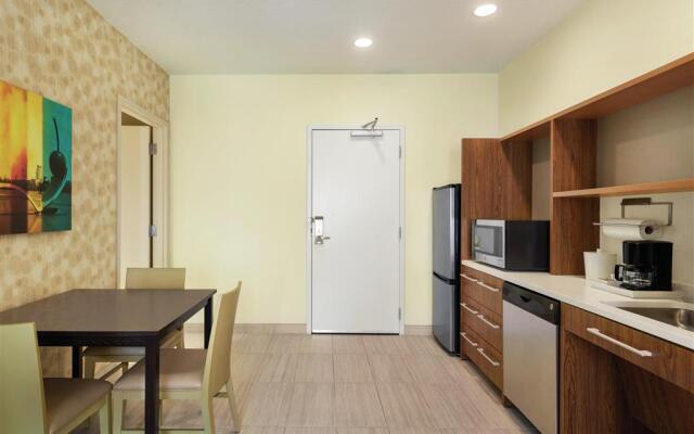 Home2 Suites by Hilton Minneapolis Bloomington