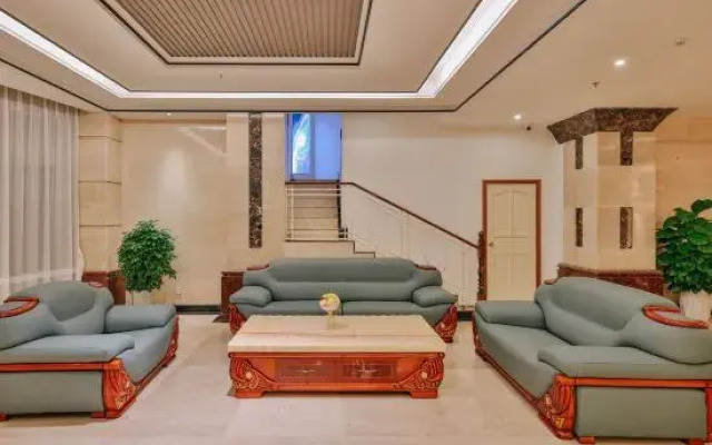 Shiping Shancheng Hotel (Culture Park)