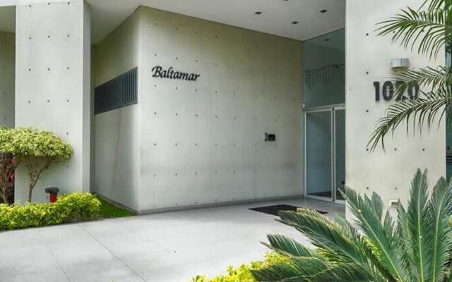 w Stylish 3BR With Ocean View in Miraflores