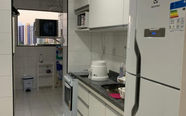 Apto 3/4 bem localizado