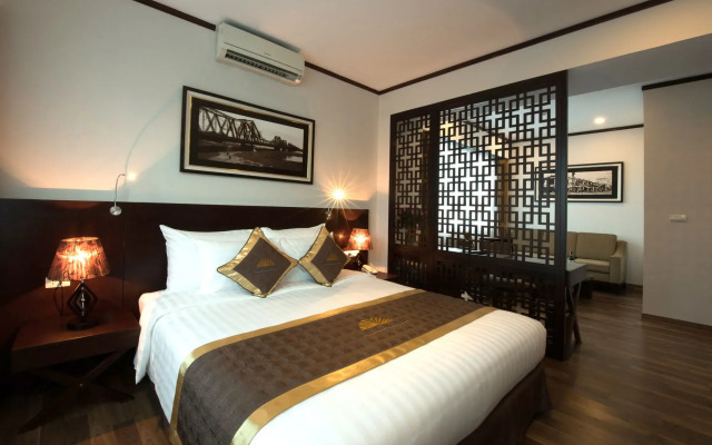 Thang Long Opera Hotel