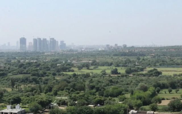 Golden Suites Gurgaon