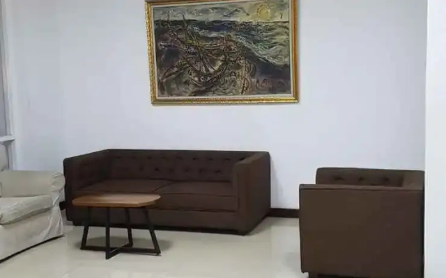 V Apartment