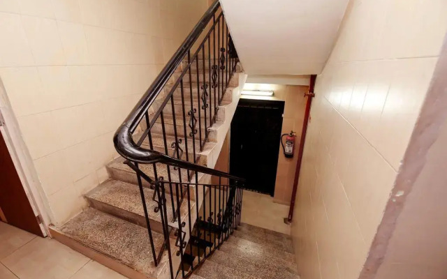 OYO 4219 Ratnakar Residency