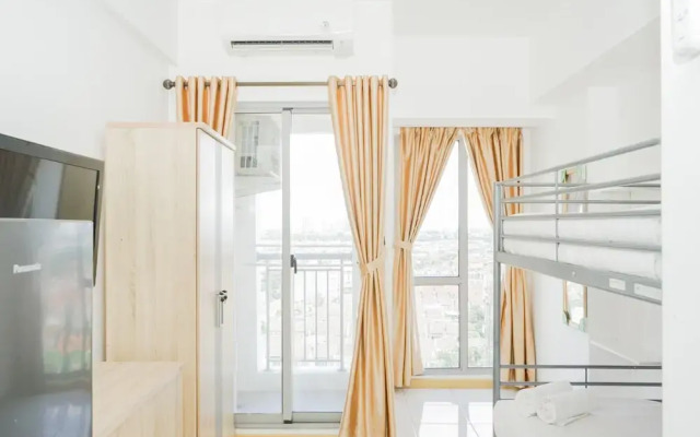Comfort Studio Apartment M-Town Residence